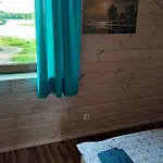 Nad Kalwą - Mazury Całoroczny Dom Do Wynajęcia Z Widokiem Na Jezioro - Pomost - łódka - Rower Wodny