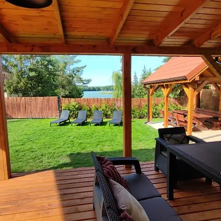 Casa de Férias Nad Kalwą - Mazury Całoroczny Dom Do Wynajęcia Z Widokiem Na Jezioro - Pomost - łódka - Rower Wodny
